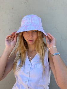 Blush Logo Bucket