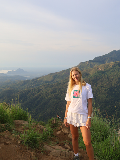 Unawatuna Tee