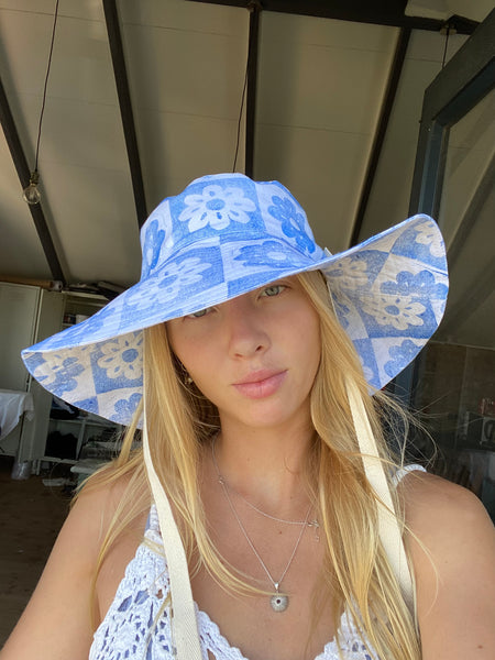 Santorini Sun Hat