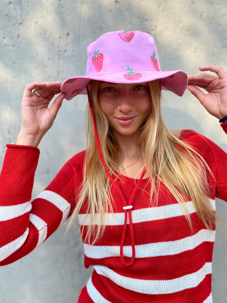 Pink fishermen hats with strawberry pattern