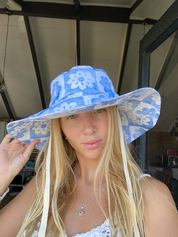 Santorini Sun Hat